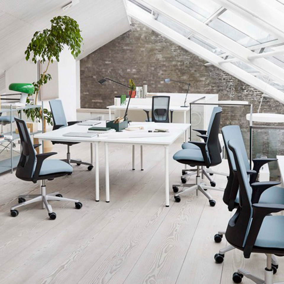 HAG Futu Mesh 1100-S Frost home office